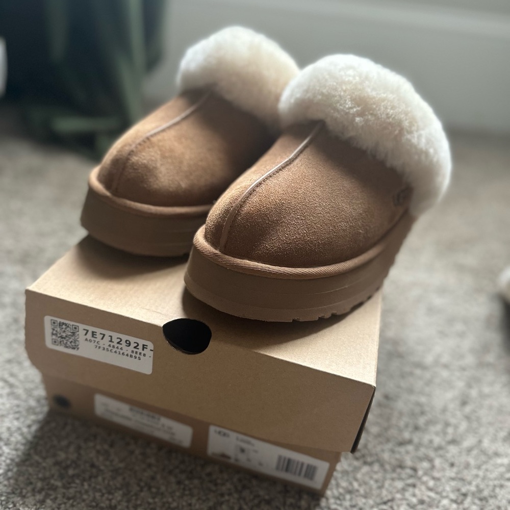 Ugg Disquette Platform Slippers